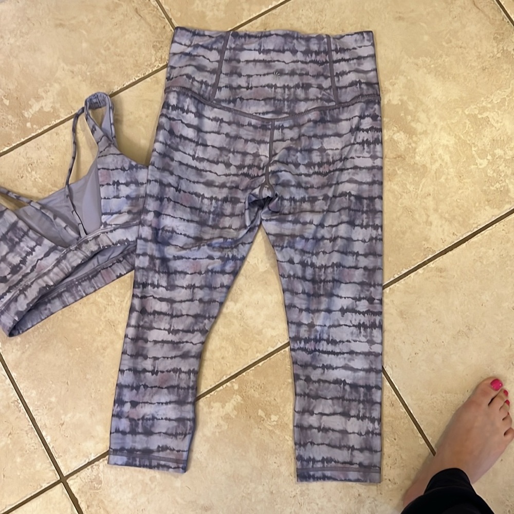 Athleta bra and crops size medium - Picture 4 of 4